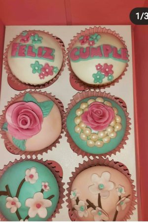 cupcakes en rosa, desayunos a domicilio bogotá, desayunos sorpresa bogotá, desayunossorpresas.com