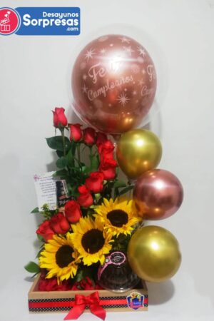 Arreglo Floral "Rosas y girasoles" Desayunossorpresas.com