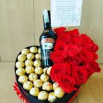 Galería de producto, caja de rosas especiales. Desayunossorpresas.com